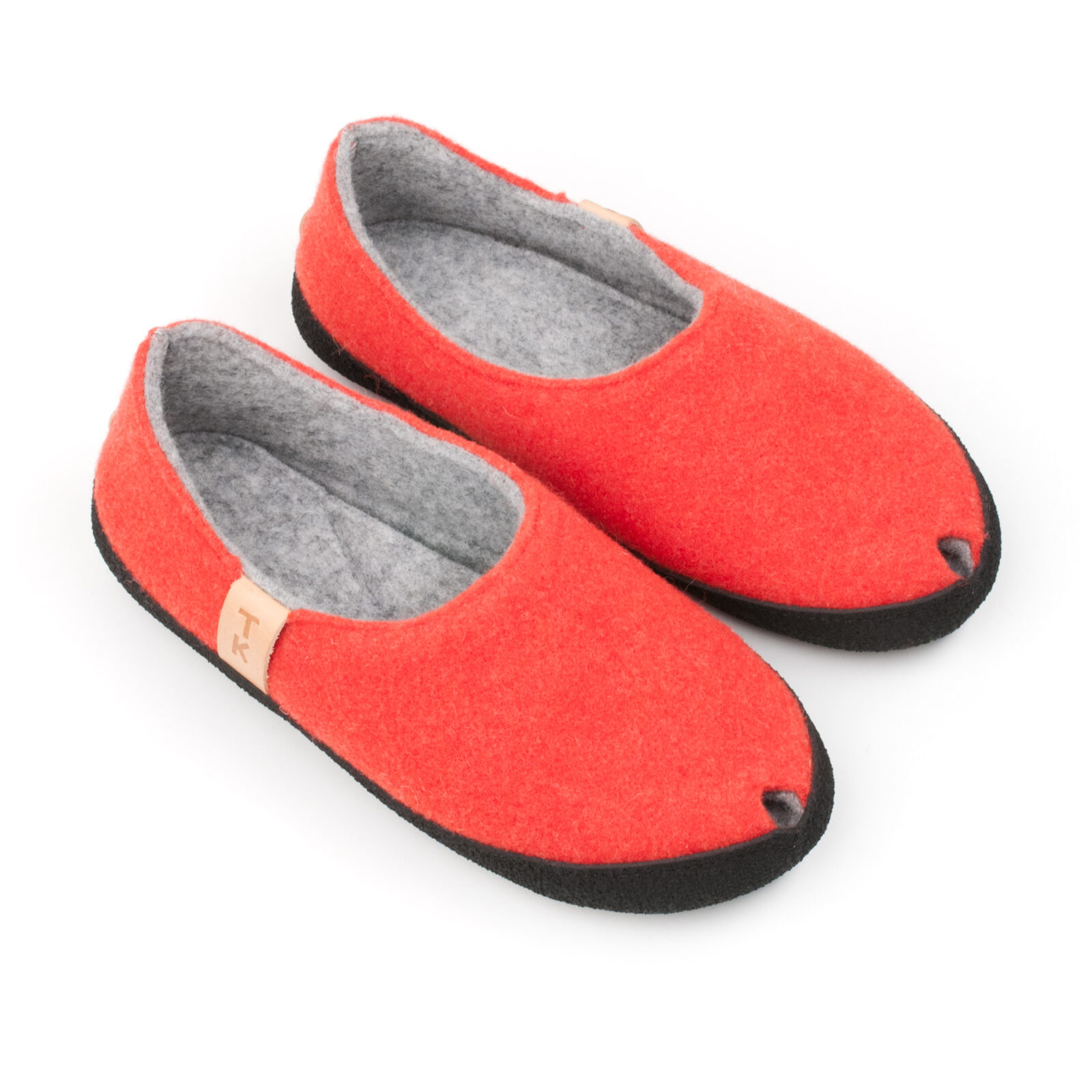 Toku-Budapest-indoor-slippers-v12